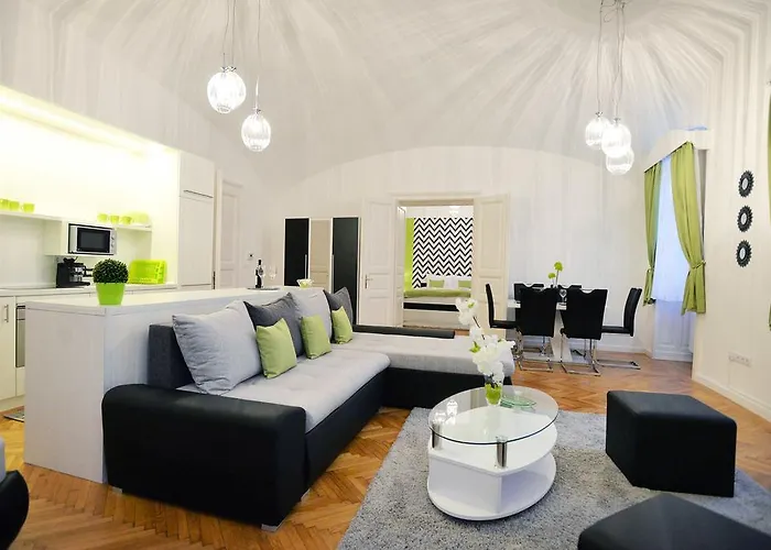 Varkapitany Apartment Erlau