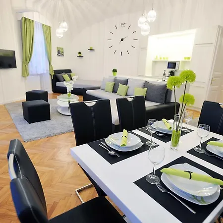 アパート Varkapitany *